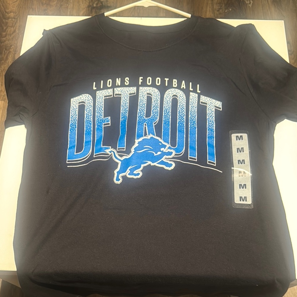 Detroit Lions Football T-Shirt